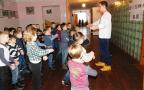 танцювальні батли між хлопчиками та дівчатками 1-6 класів на краще виконання українських народних танців